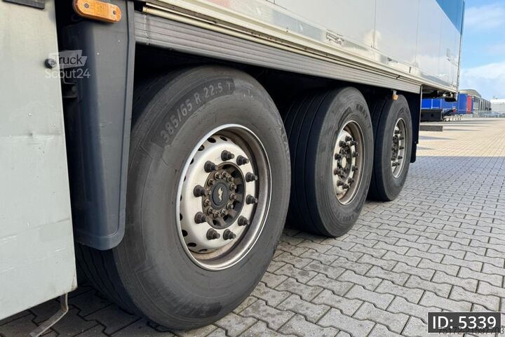 Trasporto refrigerato/congelato Schmitz Cargobull SKO 24 / Meathang / Disk / Carrier Vector 1950 ...
