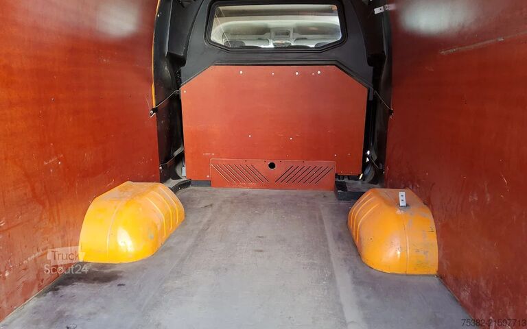 Van double cab Renault Master 165.35 L3H3 RTWD - DUBBEL CABINE - DUBBE...