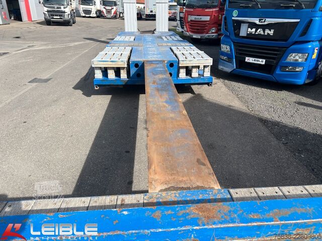 Semirremolque de plataforma baja ES-GE 3.SOU-1N-RM Mega-Teleskopierbar-Radmulden-TOP-