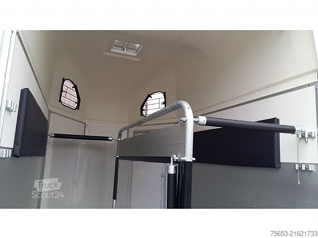 Para ganado Other Cheval Liberte Gold First Sattelkammer Aluboden 100km/H Fahrwerk verfügbar