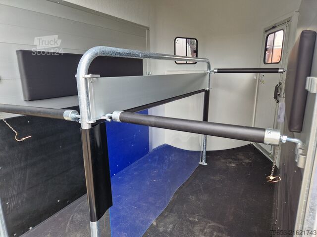 Remolque de transporte de caballos Cheval Liberté Gold ORIGINS Alu Sattelkammer Neu