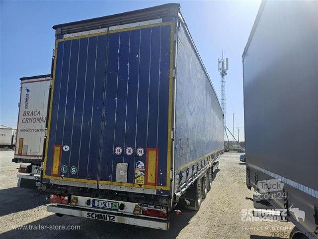 Open semitrailer with tarp Schmitz Cargobull Semitrailer Curtainsider Mega