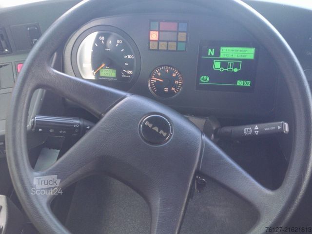 Autobus miejski MAN A 37/A20 ,Lions City, Euro 6, Top Zus.  ID: 1880