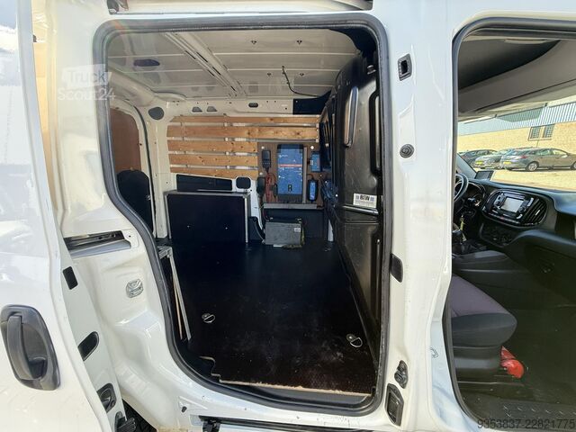 Kombi z wysokim dachem Fiat Doblò Cargo 1.4 T-Jet Natural Power L1H1 SX AAR...