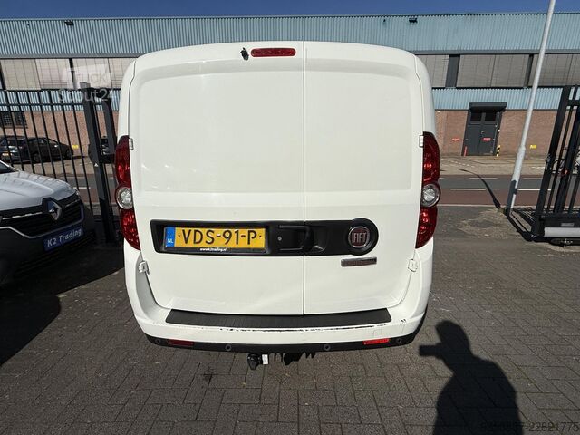 Kombi z wysokim dachem Fiat Doblò Cargo 1.4 T-Jet Natural Power L1H1 SX AAR...