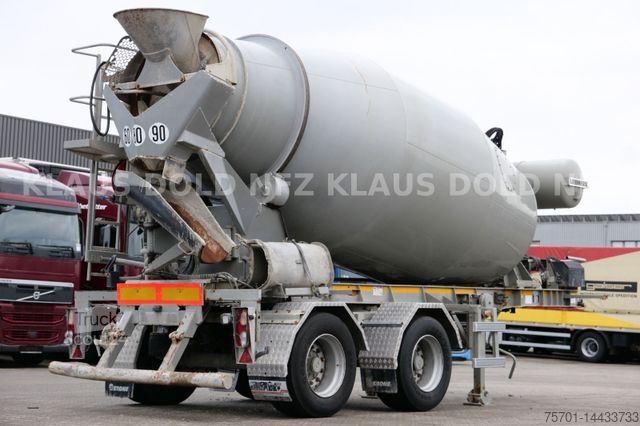 Semiremorcă  Louault SR 24 Liebherr  Betonmischer Lenkachse 