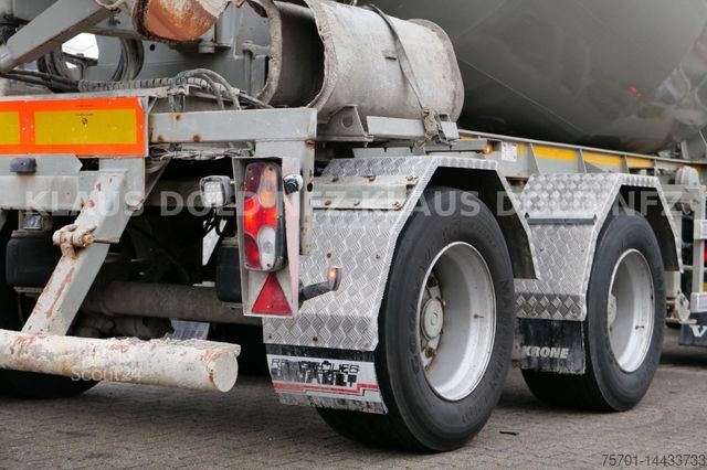 Semiremorcă  Louault SR 24 Liebherr  Betonmischer Lenkachse 