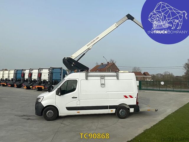 Lifting platform Renault Master 145.35 Nacelle