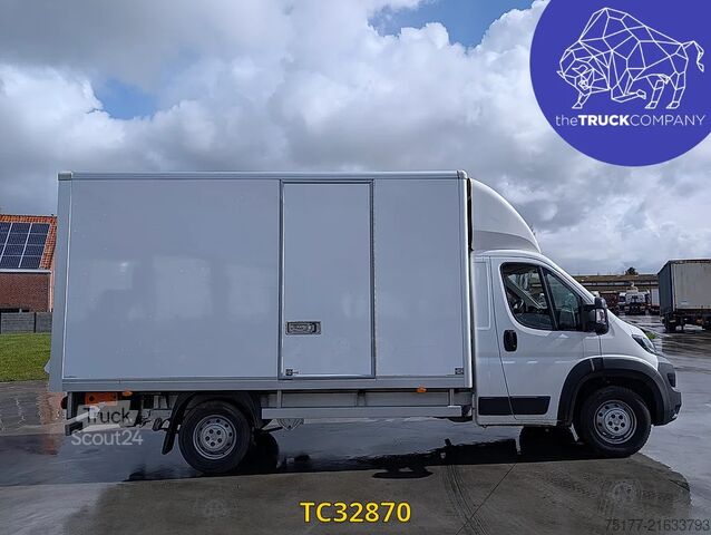 Mala Citroen JUMPER 2.0 HDI KOFFER MET LAADBRUG