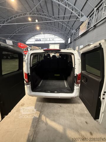  Mercedes-Benz Vito