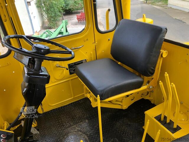 Tractor Kirovets K700A V8