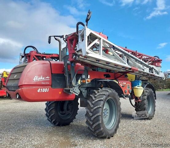 Opryskiwacz do pestycydów Hardi Alpha Plus 4100 - 32m Twin