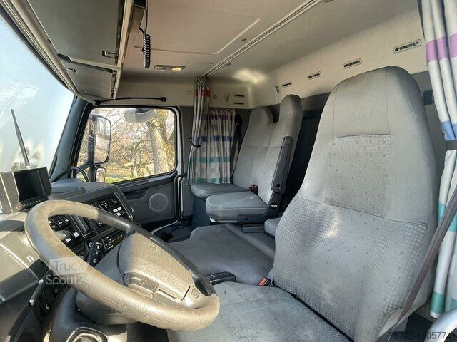 Arbetsplattform lastbil Volvo FM9 mit Bronto Skylift E22ALR Arbeitsbühne