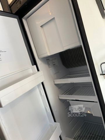 Capucine ROLLER TEAM Ford Transit Kronos 170PS Automatik