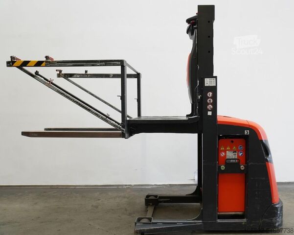 High level order picker Linde V 10 5212