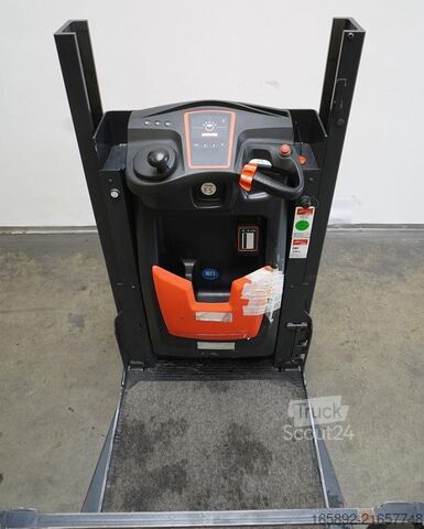 High level order picker Linde V 10 5212