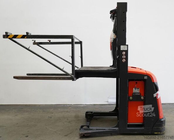 High level order picker Linde V 10 5212