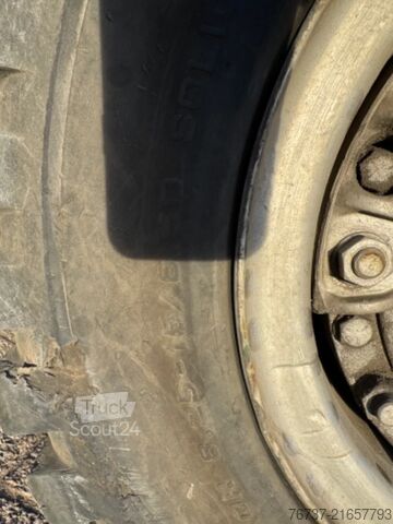 Chariot élévateur Clark C500Y155PD **6800KG-4CYLINDER**