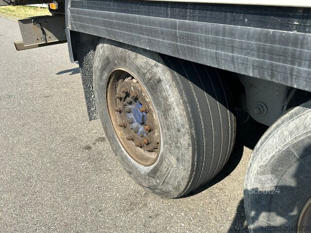 Transporte refrigerado/congelado Gray and Adams Meat Hook Thermo King SLXE 400