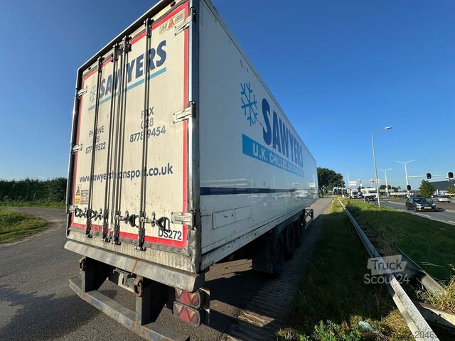 Transporte refrigerado/congelado Gray and Adams Meat Hook Thermo King SLXE 400