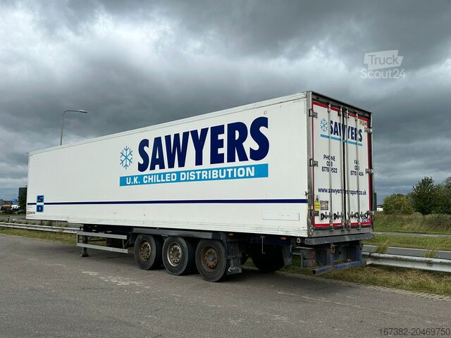 Transporte refrigerado/congelado Gray and Adams Meat Hook Thermo King SLXE 400