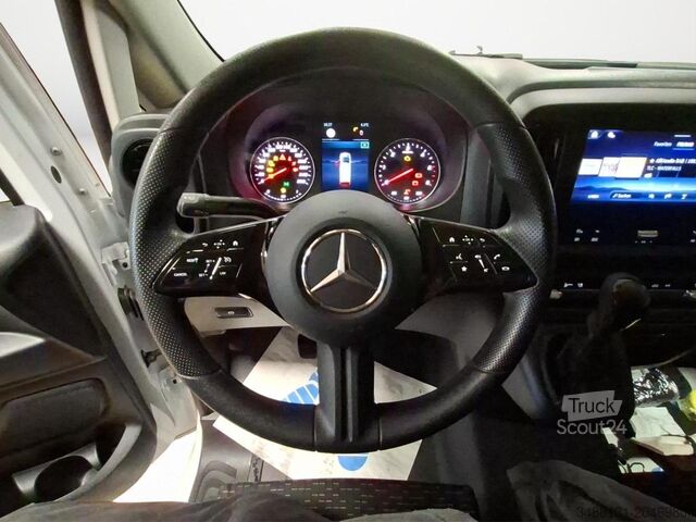 Varebil Mercedes-Benz VITO 116 NEUES MODELL AHK KAM NAVI MBUX TEMPOMAT