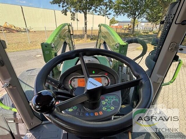 Traktori Fendt 720 VARIO S4 Profi Plus