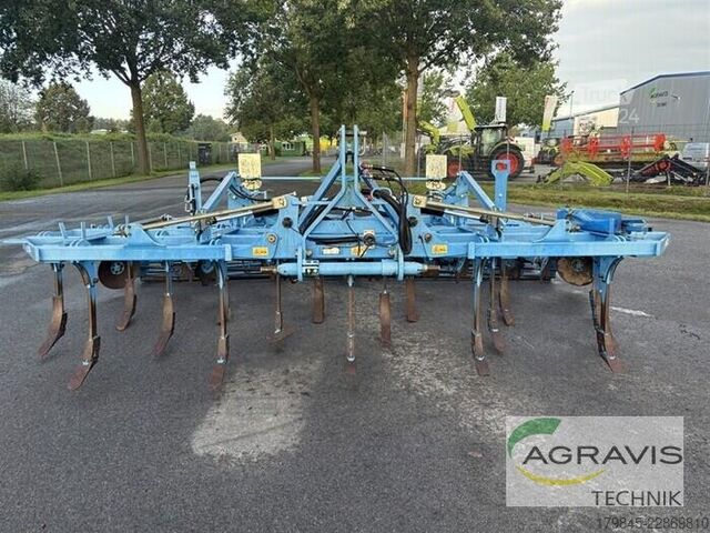 منقِّب التربة Lemken KARAT 9/500 K