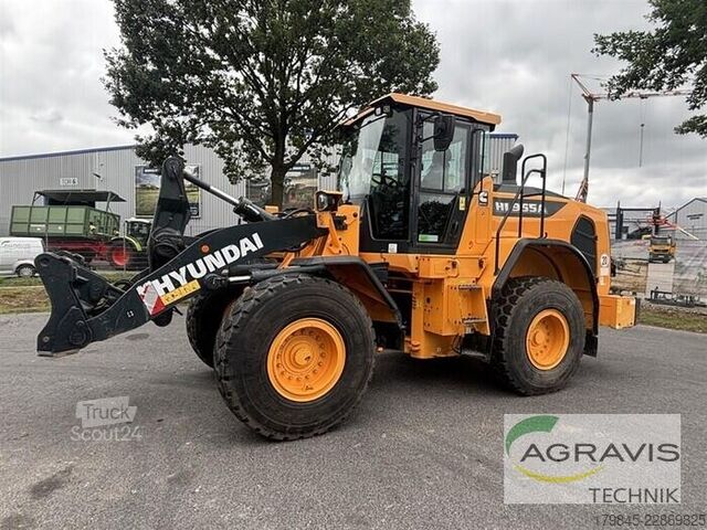 Teleszkópos rakodó Hyundai HL 955 A