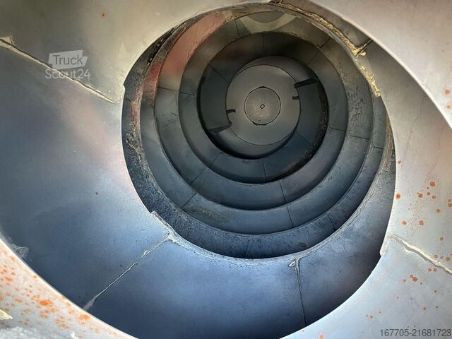 Avtomešalec betona Iveco TRAKKER 500