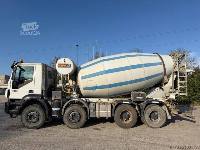 Avtomešalec betona Iveco TRAKKER 500