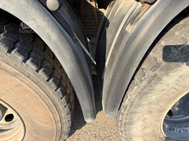 Avtomešalec betona Iveco TRAKKER 500