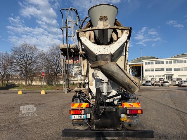 Avtomešalec betona Iveco TRAKKER 500