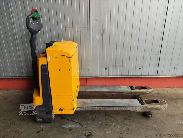 Electric Pallet Trucks Jungheinrich EJE 120