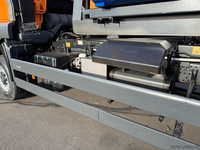 Kiti MAN TGA 18.360 4x4 Winterdienst Meiller Abroller