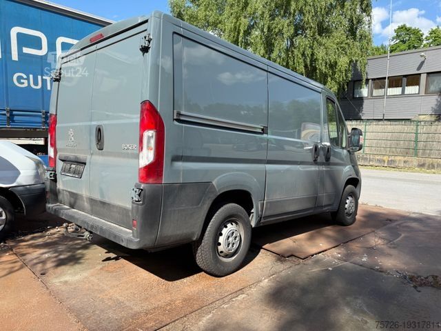 Κλειστό βαν PEUGEOT Boxer 330 L1H1 Asphalt BlueHDi 120,Motorschaden
