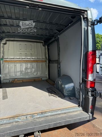 Κλειστό βαν PEUGEOT Boxer 330 L1H1 Asphalt BlueHDi 120,Motorschaden