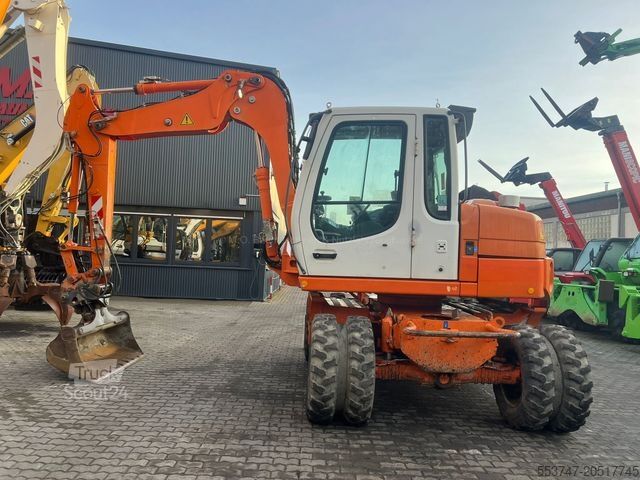 Excavator pe roți LIEBHERR Liebherr A309 Litronic