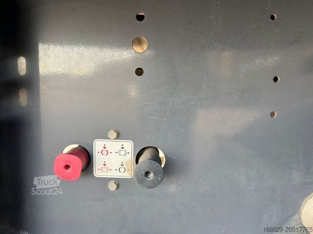 Tiptrailer KÄSSBOHRER K.SKA Aluminium Kipper 30m³ Top Zustand