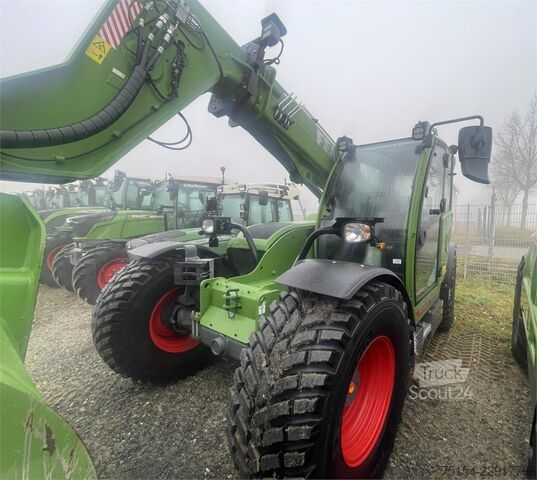 Manipulador telescópico agrícola Fendt Cargo T 740 Sennebogen