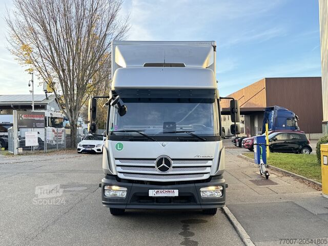 Lastbil med boxbyggnation och skjutbar presenning Mercedes-Benz Atego 1524 Alu-Koffer Schiebeplane ATM