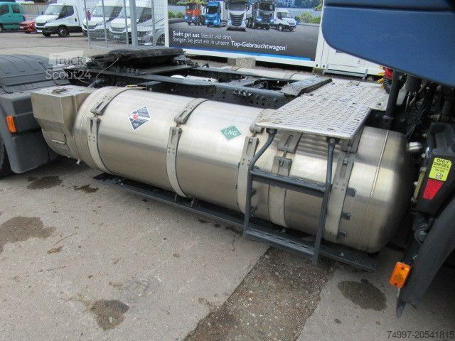 Objemová ťažná jednotka IVECO AS440S46T/FP LT LNG / Intarder