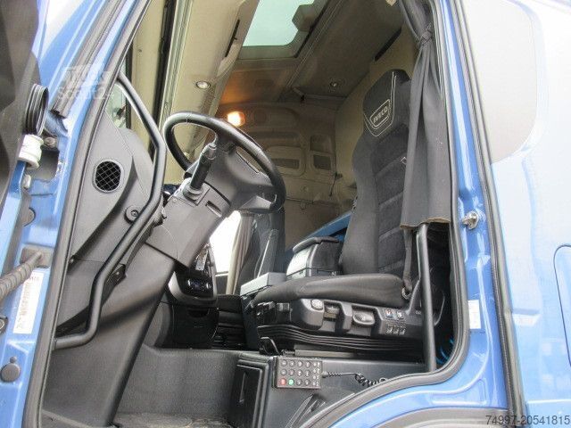 Ciągnik siodłowy typu volume IVECO AS440S46T/FP LT LNG / Intarder