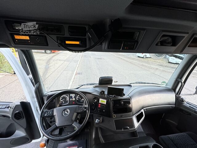 Hladilni tovornjak z zamrzovalno komoro in dvižno ploščadjo Mercedes-Benz Atego 1524 L-Haus Tiefkühlkoffer 6,9mLBW