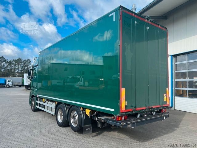 Вантажівка для напоїв MERCEDES-BENZ 2545 LL 6x2/4 Koffer Doppelstock LBW Giga