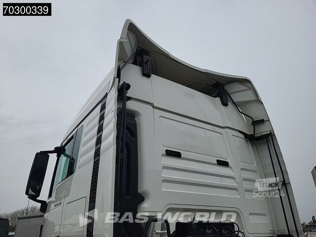Standard-SZM MAN TGX 18.460 4X2 XLX Retarder 2xTanks