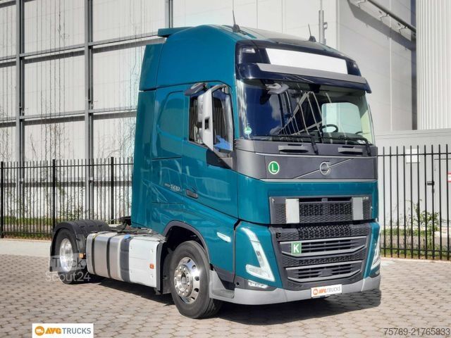 Vakio vetoauto VOLVO FH 500 XL 2 Kreis Hydr I-Park-Cool Tacho 4.1 Alu