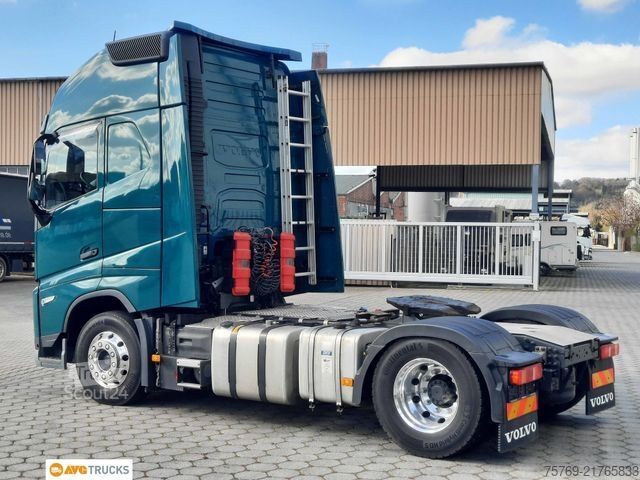 Vakio vetoauto VOLVO FH 500 XL 2 Kreis Hydr I-Park-Cool Tacho 4.1 Alu