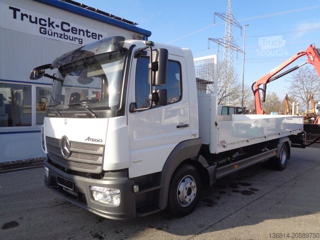 Fourgon pick-up MERCEDES-BENZ Atego 821 Palfinger PK4200 Sperre 3-Sitzer