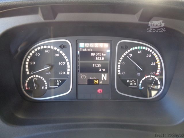 Pick-up dodávka MERCEDES-BENZ Atego 821 Palfinger PK4200 Sperre 3-Sitzer